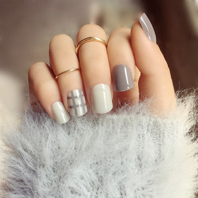 SPRING - WINTER COLLECTION FALSE NAILS
