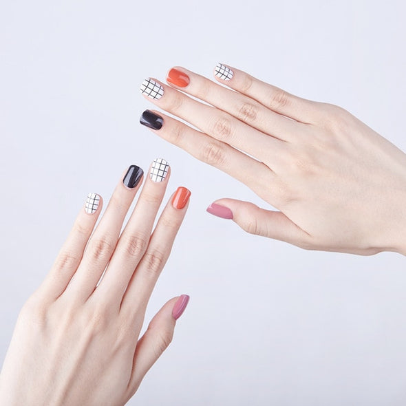 24pcs/set Fake Nails Lattice Grid Design Artificial French Multiple Colors False Nails Tips Press on Nails with Glue Sticker